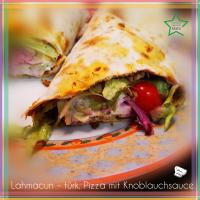 Lahmacun mit Knoblauchsauce