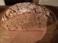 Gutes Brot braucht Zeit angeschnitten