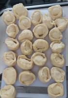 Pelmeni, nicht gekocht