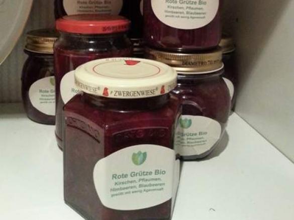 Rote Grütze mit Sago