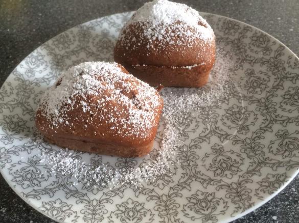 Variation von Bananen-Schoko-Kuchen mit Nutella und Baileys