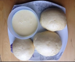 Leckere pfälzer Dampfnudel