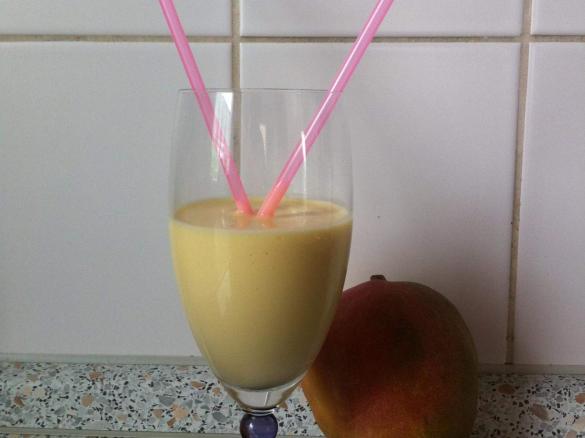 Lactosefreier Mango-Lassi