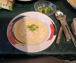 Blumenkohlsuppe mit Käse