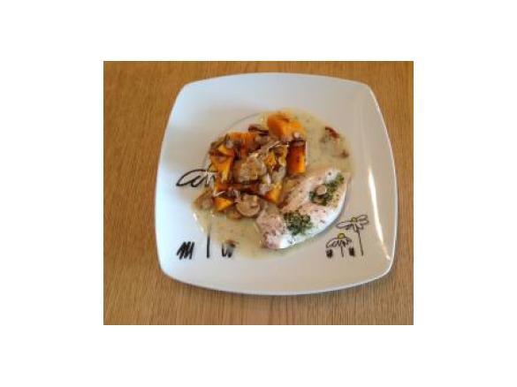 All-in-one Hähnchenbrust mit Kürbisgemüse und Pilzen