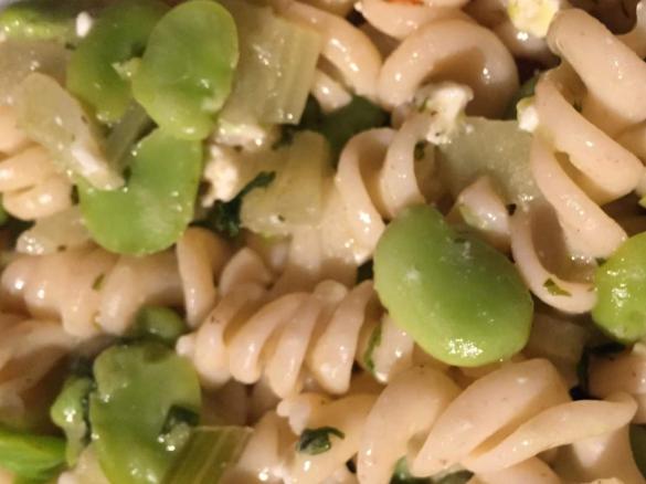 Nudeln mit Fenchel und dicken Bohnen