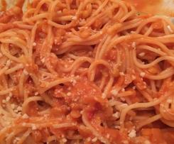 Rote-Linsen-Bolognese