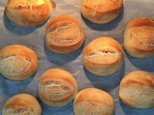 Brötchen - knusprig und super lecker