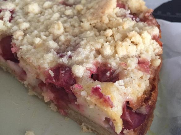 Stachelbeer-Käse-Streuselkuchen