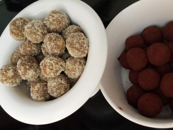 Feigenkugeln mit Marzipan