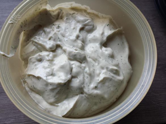 Knoblauchsoße für Baguettes,Fondue und Co.