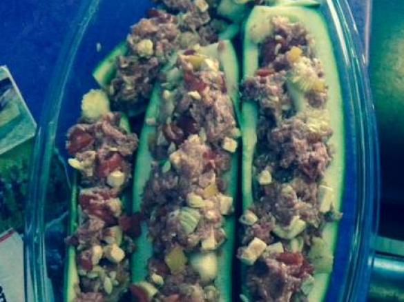 Gefüllte Zucchini