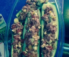 Gefüllte Zucchini
