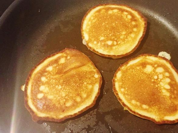 Pancakes mit Apfel total fluffig und lecker