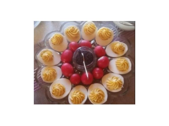 Variation Gefüllte Eier / Russische Eier