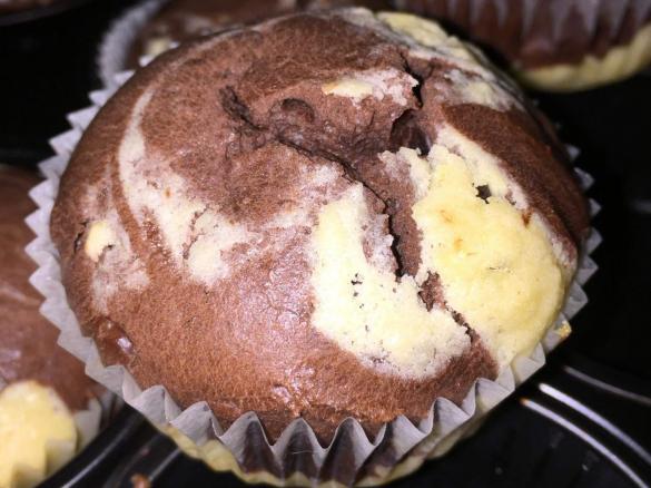 Mamor- Muffins mit Schokostückchen