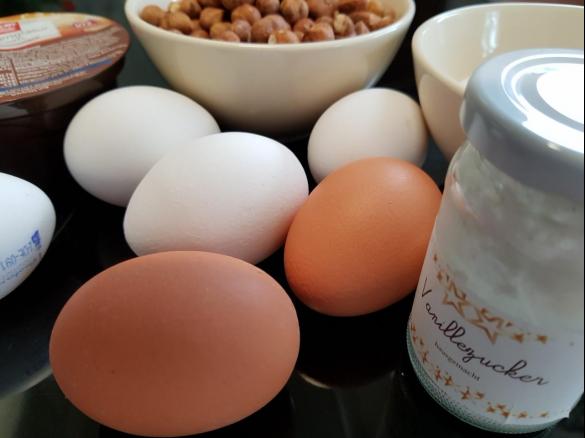 Gabis Nusstorte / Nusskuchen Super einfach und super lecker!!!