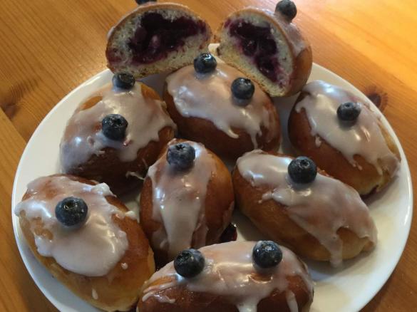 Blaubeer-Brötchen