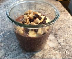 Erdnussmus -Schoko-Müsli als Powerstart am Morgen,auch vegan