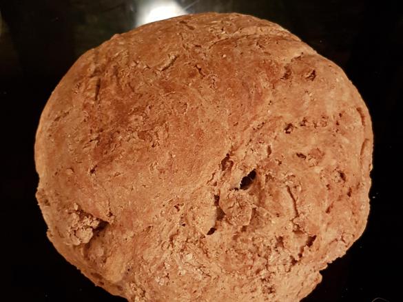 Landbrot mit Weizenmehl und Emmermehl