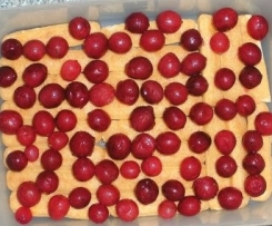 Stachelbeertiramisu mit roten Stachelbeeren