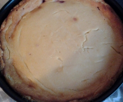 veganer Käsekuchen mit Erdbeeren laktosefrei