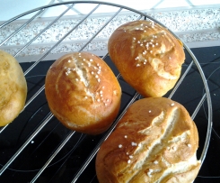 Laugenbrötchen