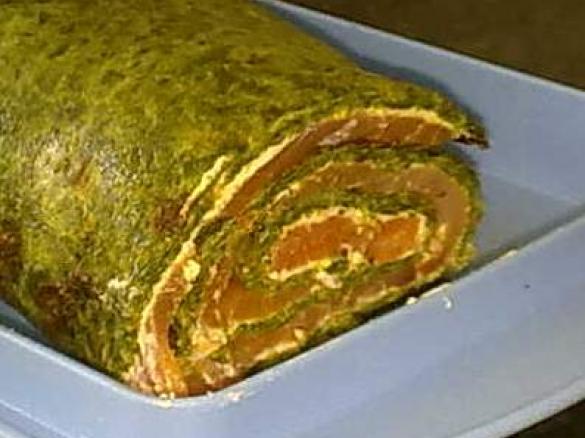Spinat-Lachs-Frischkäse Rolle