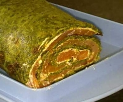 Spinat-Lachs-Frischkäse Rolle