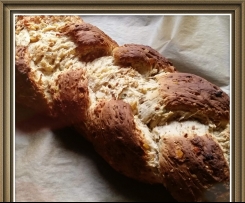 saftiger Weihnachts Hefezopf 