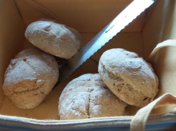 Variation Wecken (Brötchen)