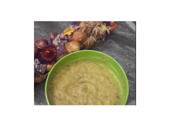 Topinambur-Kartoffelsuppe mit Kokosmilch