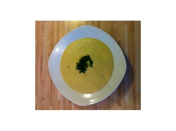 Petersilienwurzelsüppchen