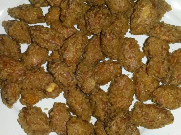 gebrannte Mandeln/Weihnachtsmandeln mit Amaretto und Kardamom