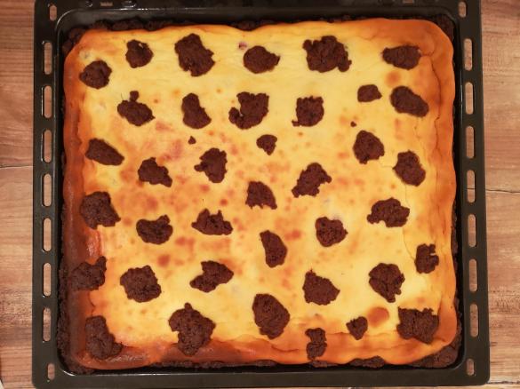 Russischer Zupfkuchen mit Kirschen