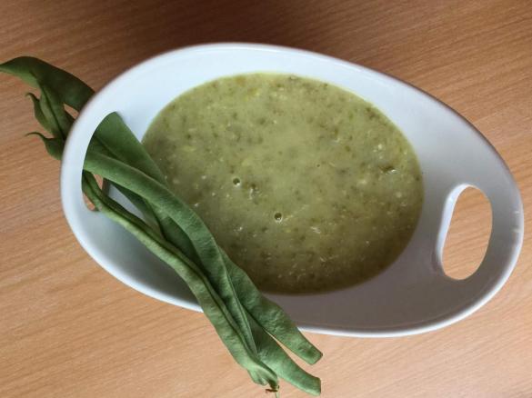 Rheinische Bohnensuppe