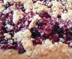 Beeren Streuselkuchen vom Blech
