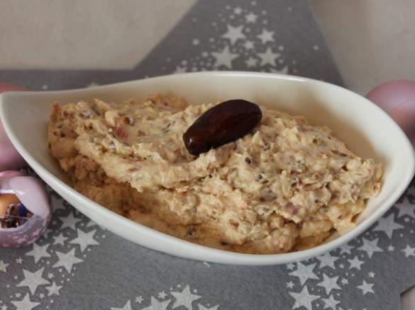 Feuriger Dattelaufstrich