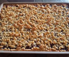 Kirschstreusel mit Marzipanstreuseln