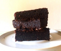 Brownie aus schwarzen Bohnen (vegan, glutenfrei, gesund)