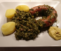 Grünkohl mit Kohlwurst und Kartoffeln 