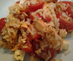 Variation von Tomatensalat mit mariniertem Hähnchen