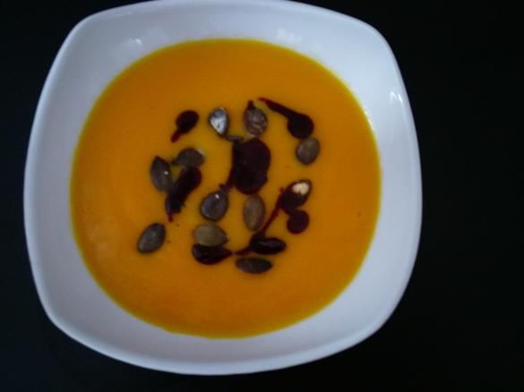 Kürbissuppe mit fruchtiger Note
