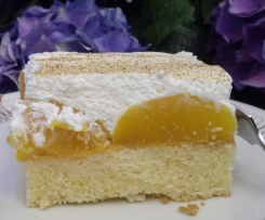 Schmandkuchen mit Pfirsichen nicht so süß