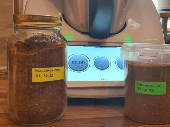 Braunes Soßenpulver