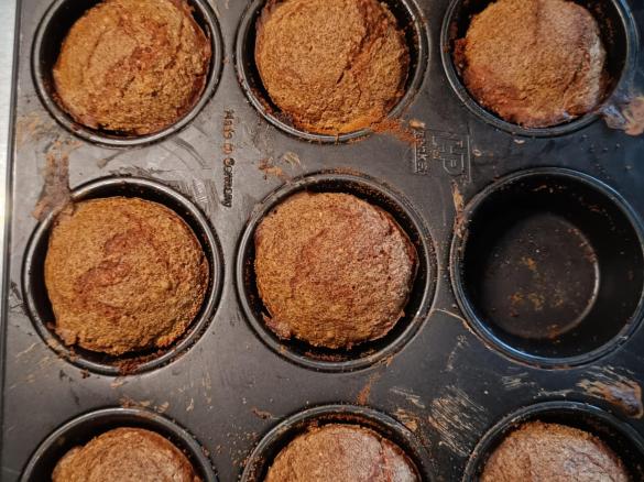 Dinkelbrötchen für Muffinformen