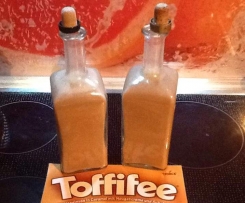Variation von Toffifee-Likör