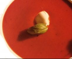 Frische Tomatencremesuppe in 10 Minuten