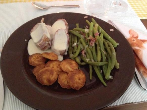 Schweinefilet im Speckmantel mit Bohnen & Kartoffeln