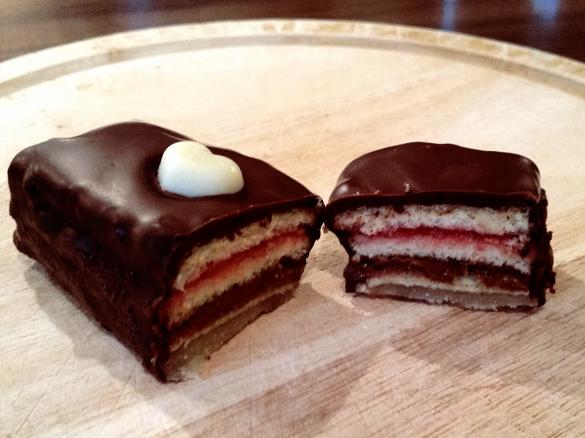 Himbeer-Nougat Törtchen